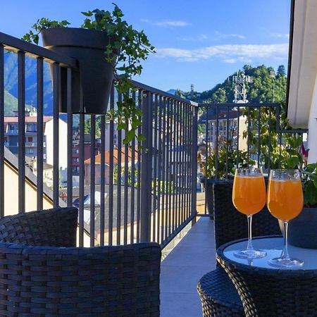 Panoramic Penthouse In The Historical Center Domodossola Exterior foto